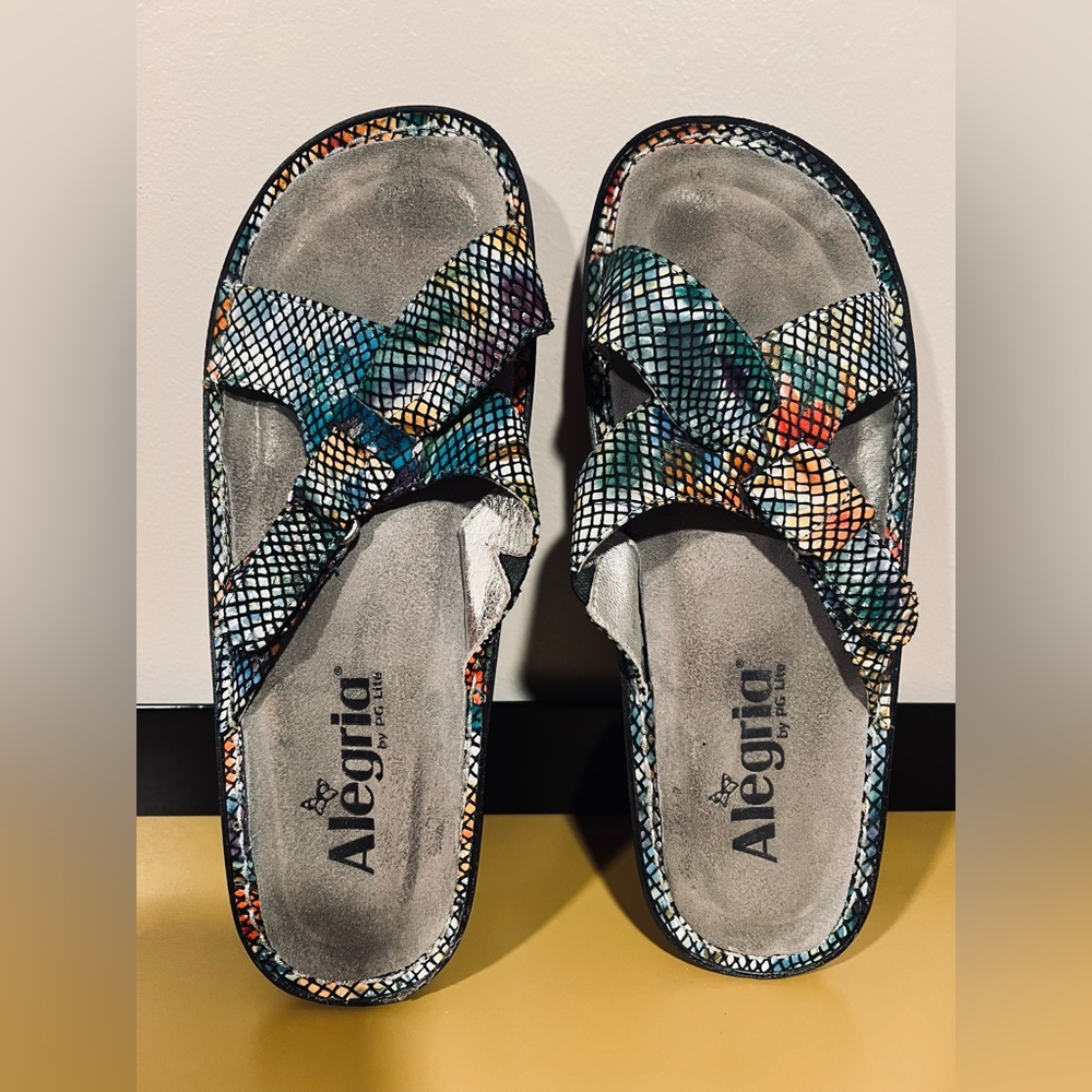Alegria by PG Lite Sandals (PLEASE READ SIZING DETAILS)